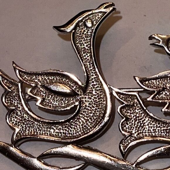 Crown Trifari dancing bird silver tone birds - Picture 10 of 11